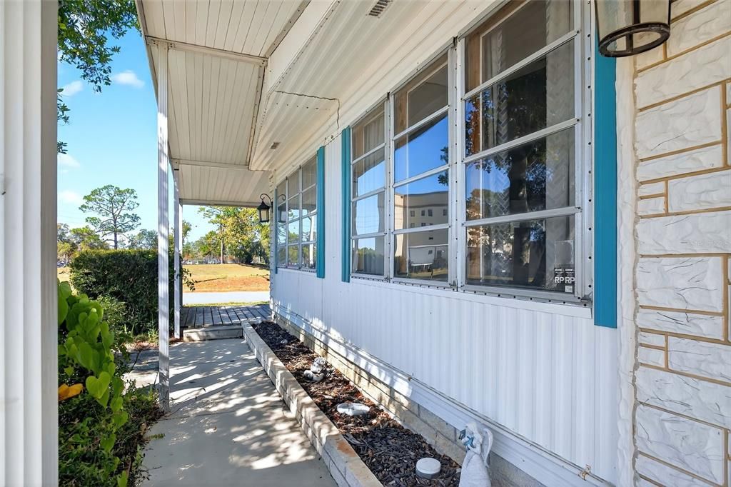 For Sale: $110,000 (2 beds, 2 baths, 1440 Square Feet)