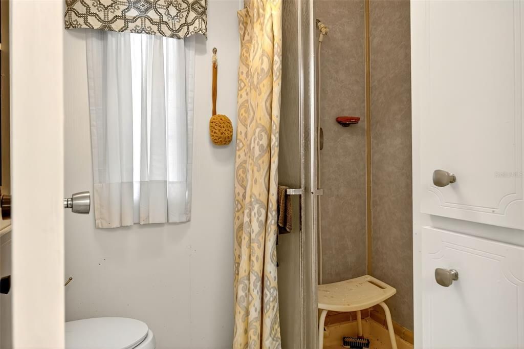 For Sale: $110,000 (2 beds, 2 baths, 1440 Square Feet)