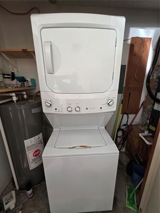 Под контрактом: $109,900 (2 спален, 2 ванн, 1125 Квадратных фут)