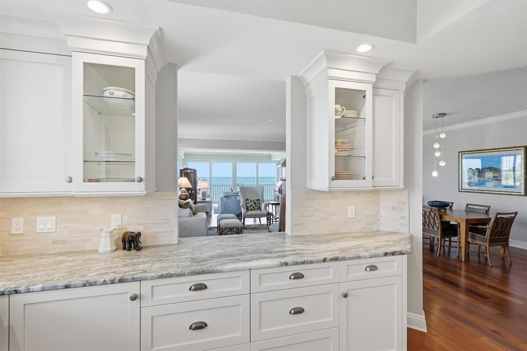 待售: $4,975,000 (3 贝兹, 3 浴室, 3006 平方英尺)