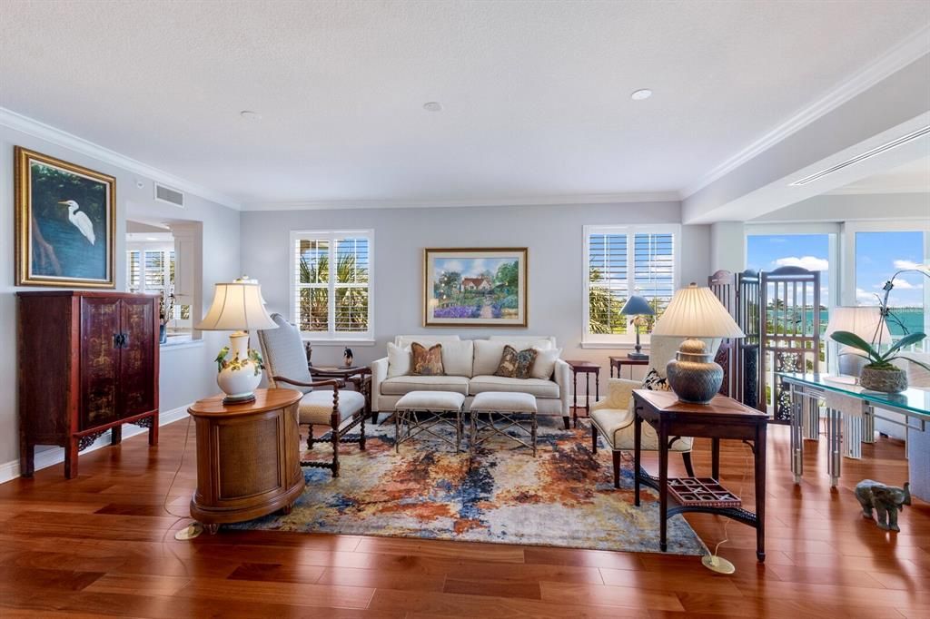 待售: $4,975,000 (3 贝兹, 3 浴室, 3006 平方英尺)