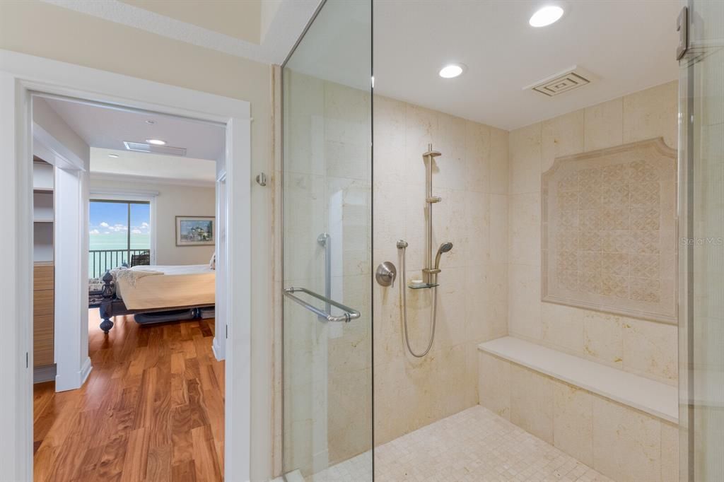 待售: $4,975,000 (3 贝兹, 3 浴室, 3006 平方英尺)