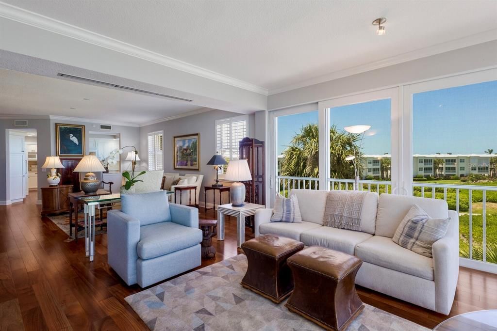 待售: $4,975,000 (3 贝兹, 3 浴室, 3006 平方英尺)