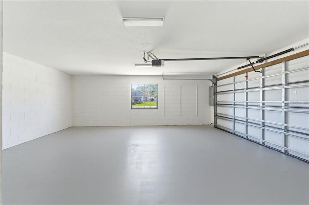 На продажу: $384,999 (3 спален, 2 ванн, 2077 Квадратных фут)