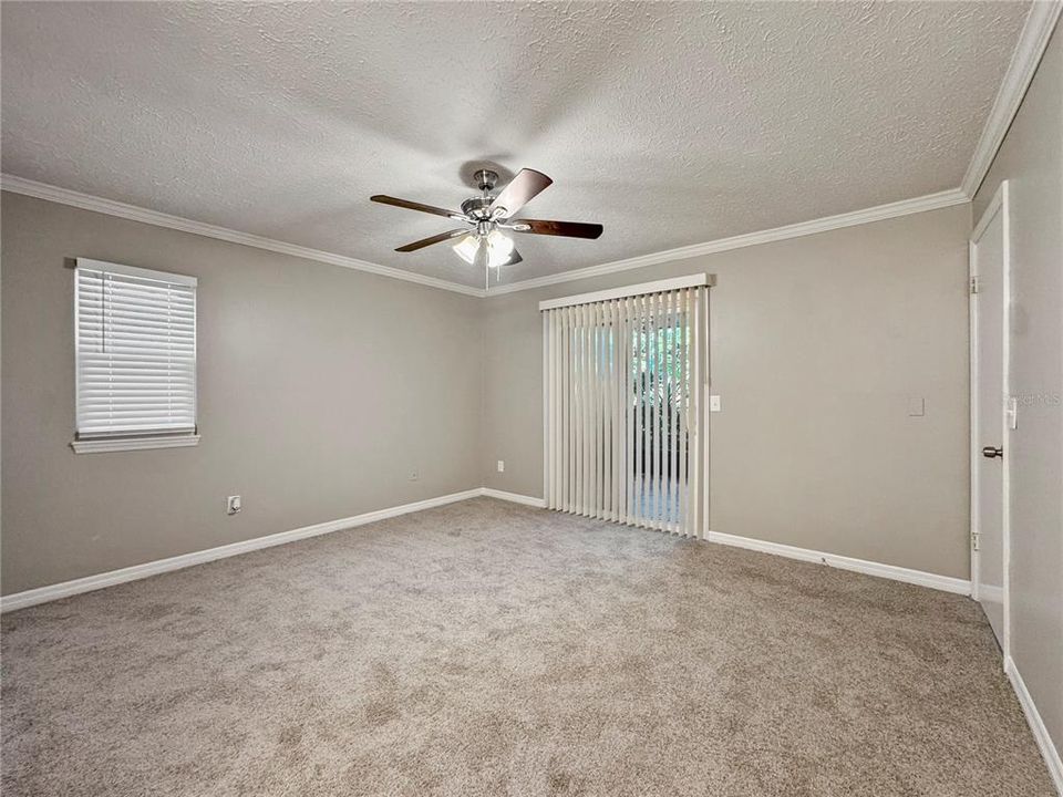 出租: $1,830 (3 贝兹, 2 浴室, 1157 平方英尺)