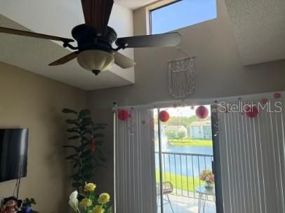 出租: $1,650 (2 贝兹, 2 浴室, 1064 平方英尺)