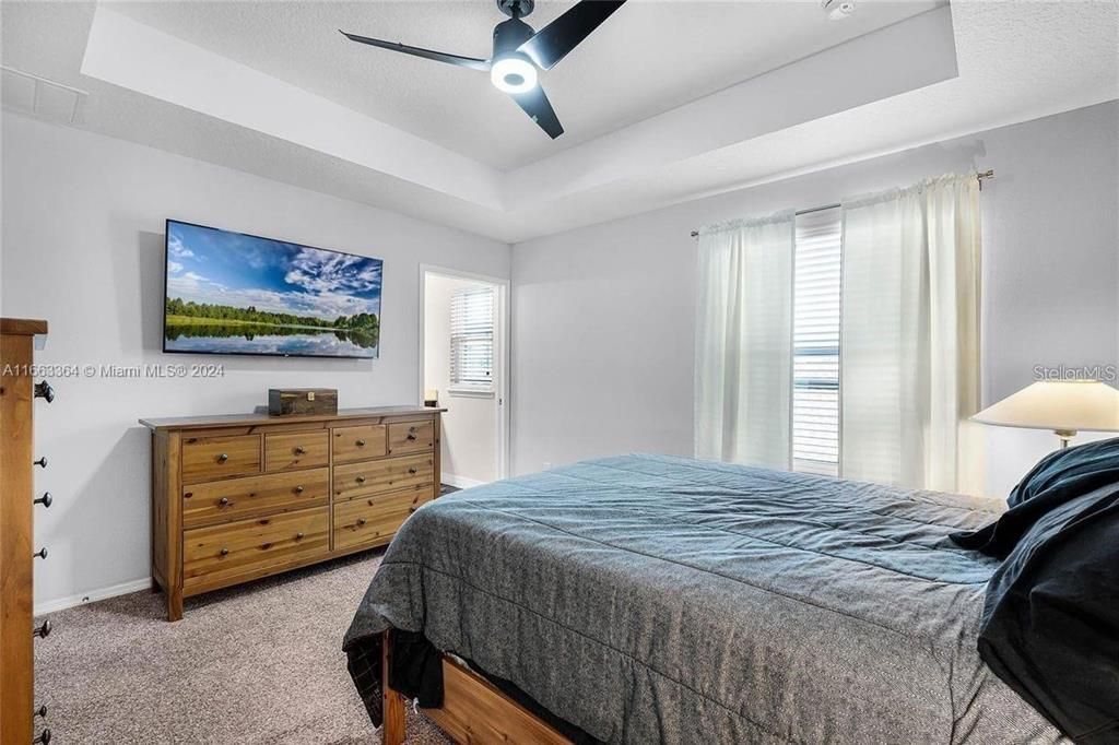 Active With Contract: $2,700 (3 beds, 2 baths, 1760 Square Feet)