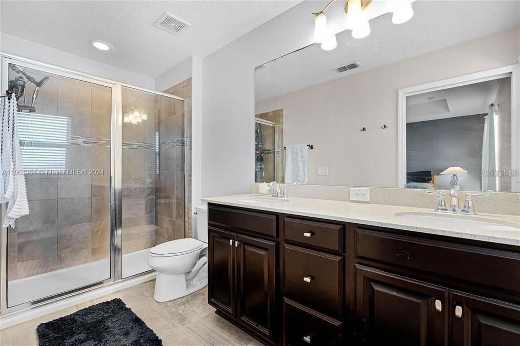 Active With Contract: $2,700 (3 beds, 2 baths, 1760 Square Feet)