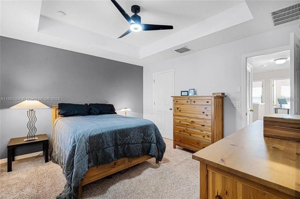 Active With Contract: $2,700 (3 beds, 2 baths, 1760 Square Feet)