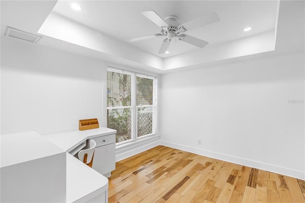 For Sale: $2,125,000 (3 beds, 3 baths, 2151 Square Feet)