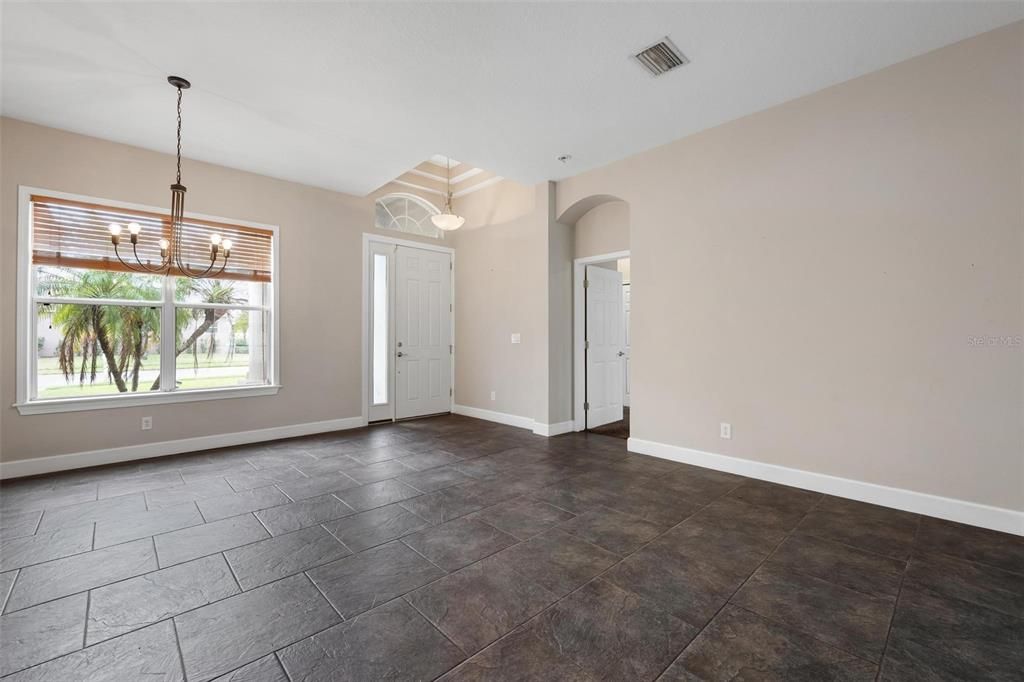 For Rent: $3,000 (4 beds, 3 baths, 2099 Square Feet)