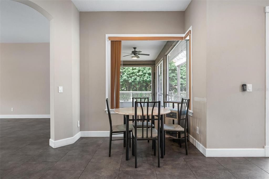 For Rent: $3,000 (4 beds, 3 baths, 2099 Square Feet)