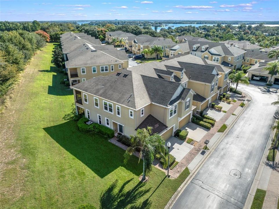 For Sale: $365,000 (3 beds, 2 baths, 1944 Square Feet)