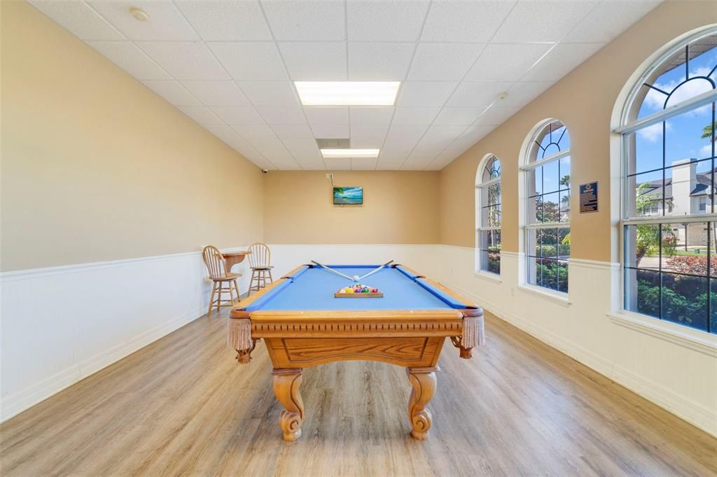 For Sale: $365,000 (3 beds, 2 baths, 1944 Square Feet)