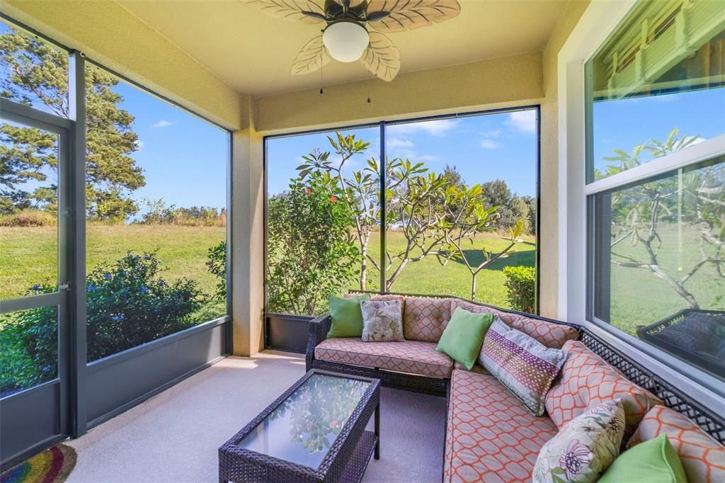 For Sale: $365,000 (3 beds, 2 baths, 1944 Square Feet)