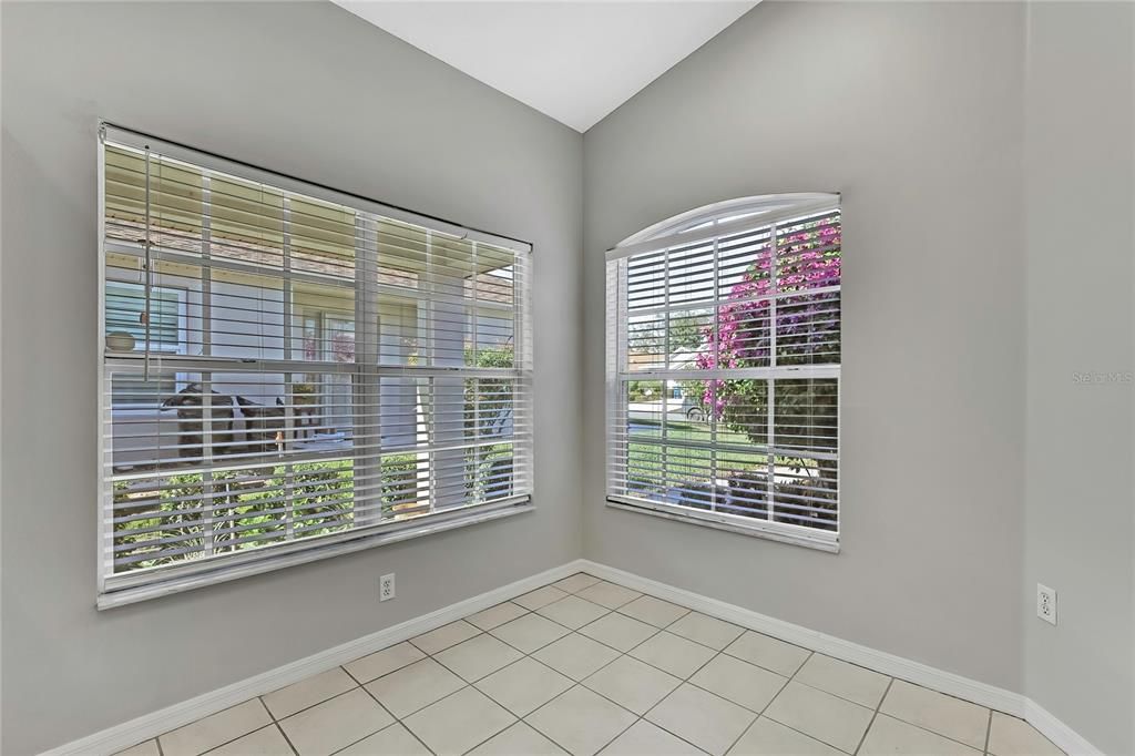 For Sale: $239,900 (2 beds, 2 baths, 1260 Square Feet)