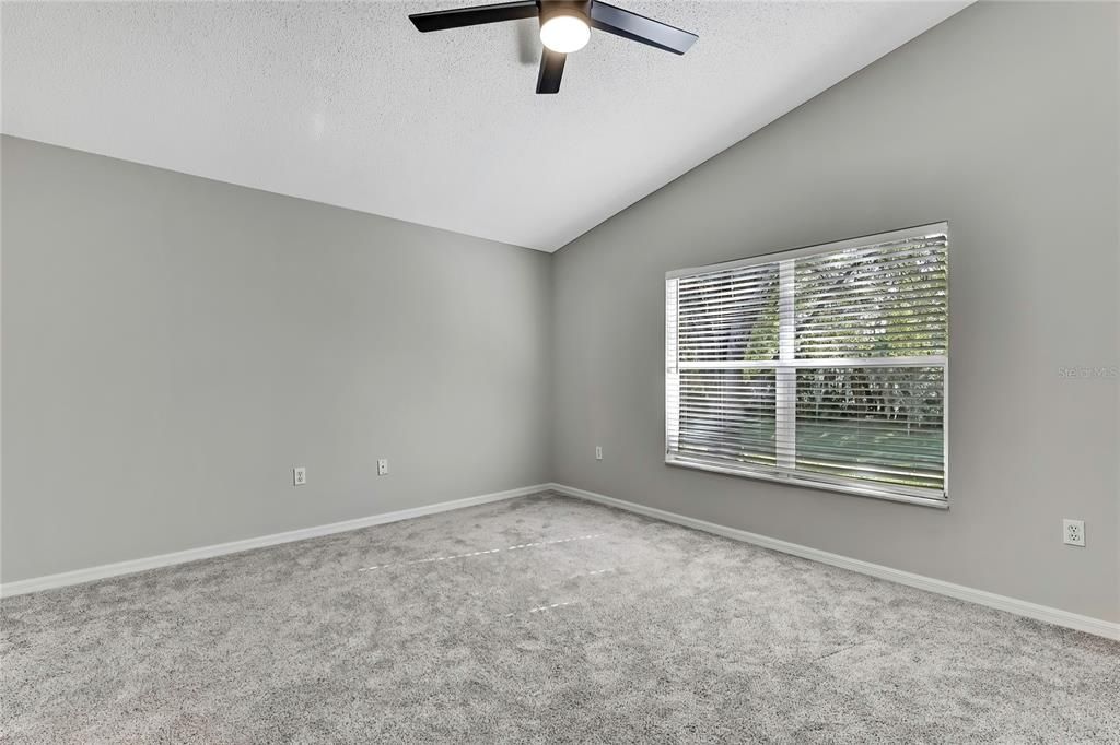 For Sale: $239,900 (2 beds, 2 baths, 1260 Square Feet)