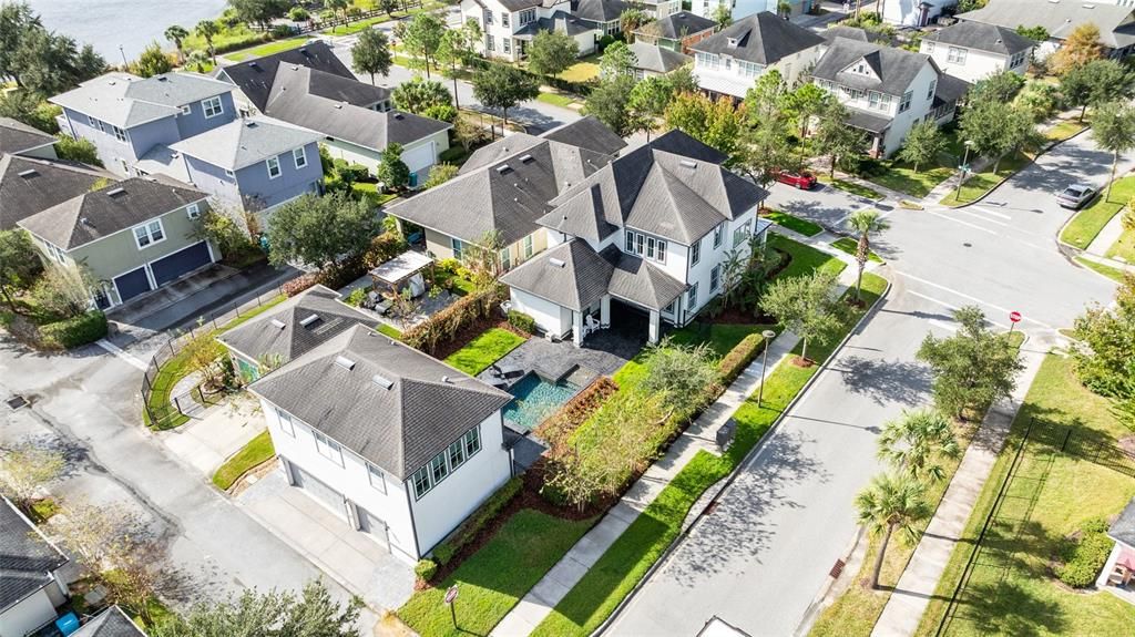 На продажу: $1,125,000 (5 спален, 4 ванн, 3300 Квадратных фут)