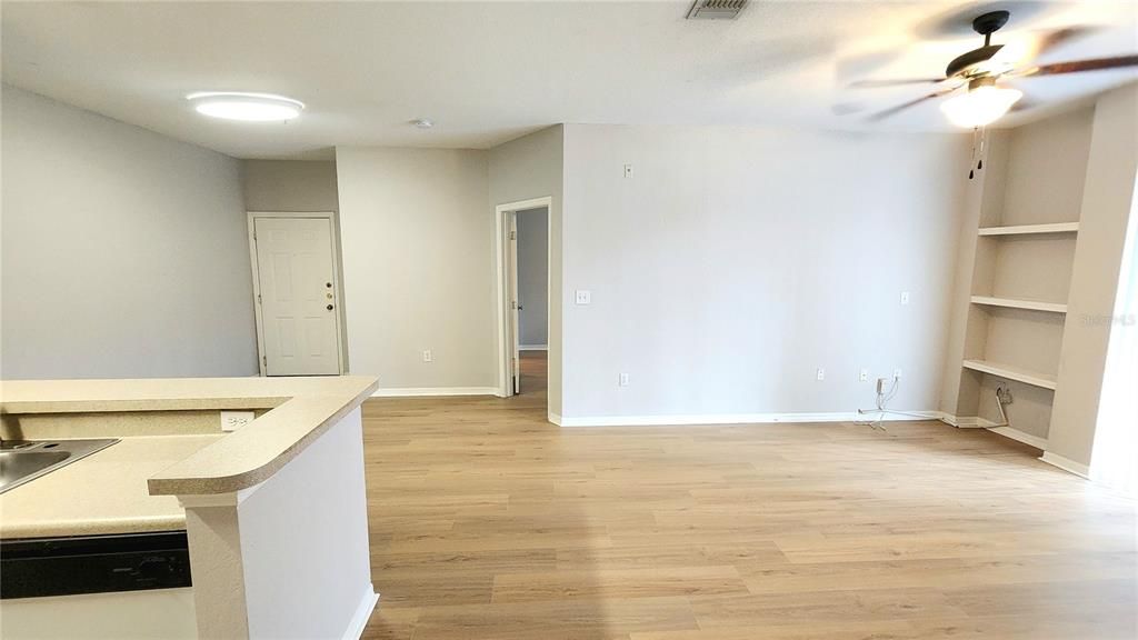 出租: $1,750 (3 贝兹, 2 浴室, 1220 平方英尺)