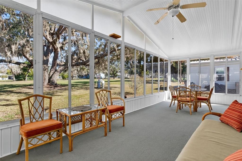 For Sale: $179,900 (3 beds, 2 baths, 1404 Square Feet)