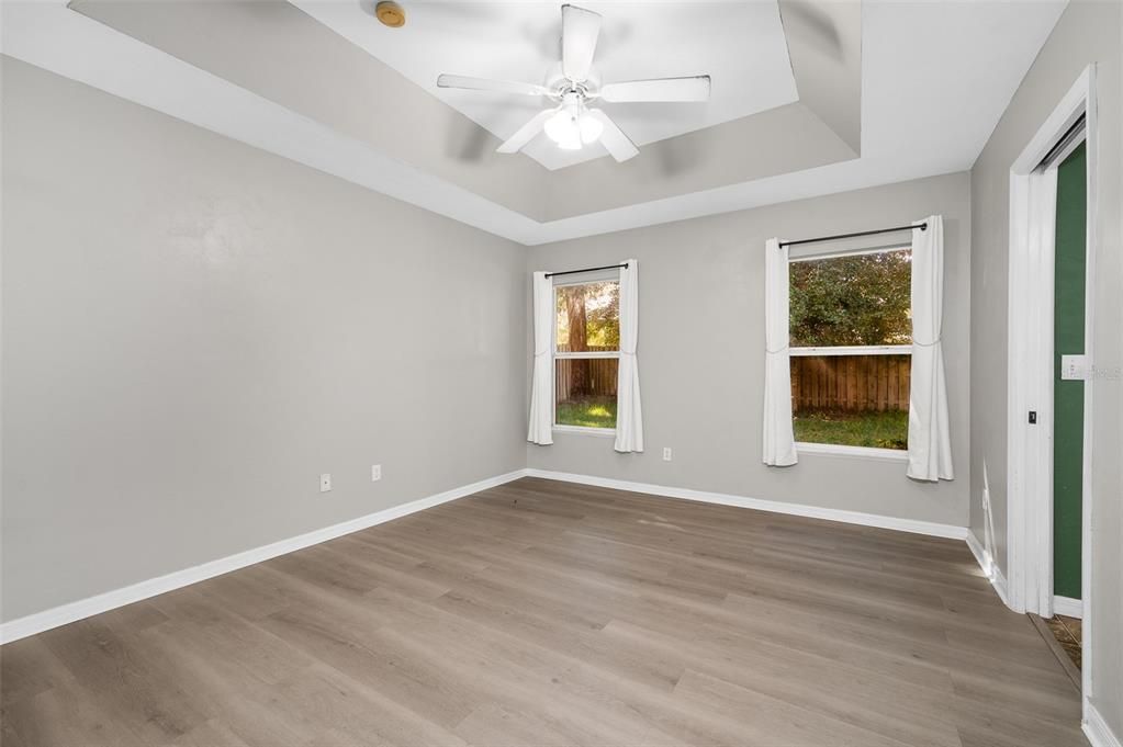 For Sale: $329,000 (3 beds, 2 baths, 1504 Square Feet)