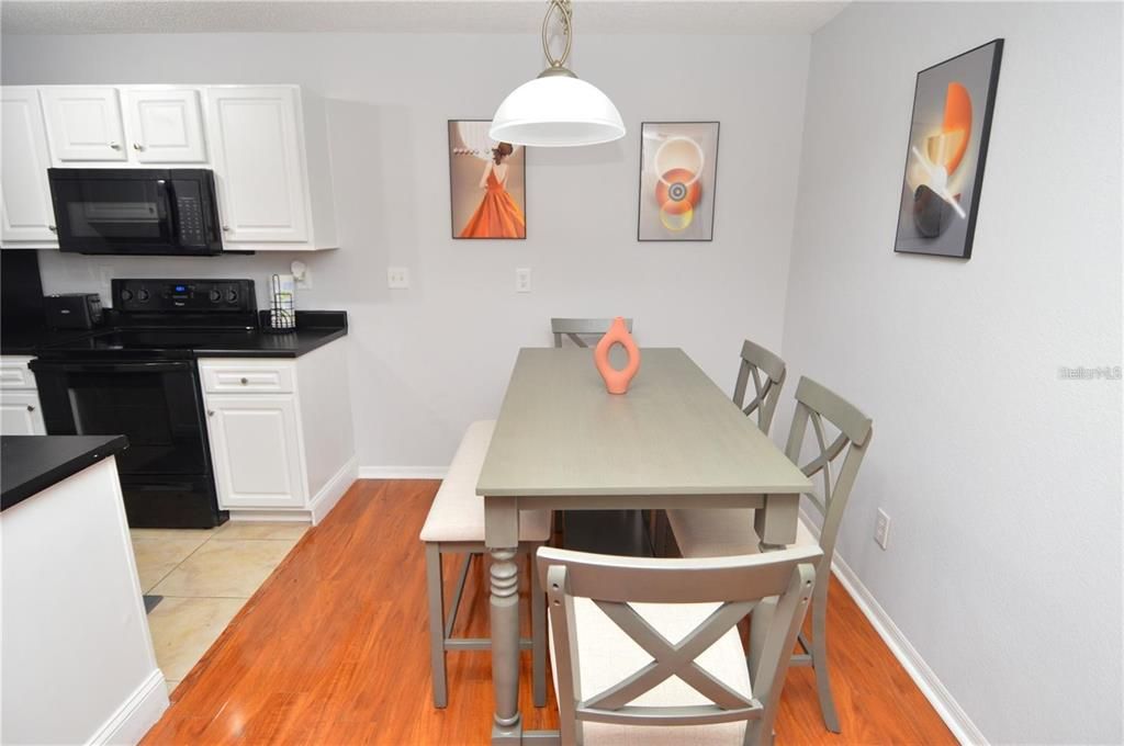 En Renta: $2,350 (2 camas, 2 baños, 1028 Pies cuadrados)