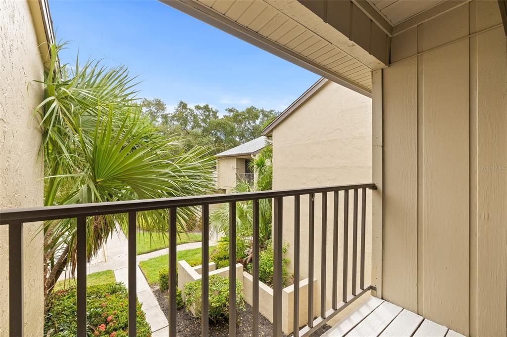 For Sale: $330,000 (2 beds, 2 baths, 1315 Square Feet)