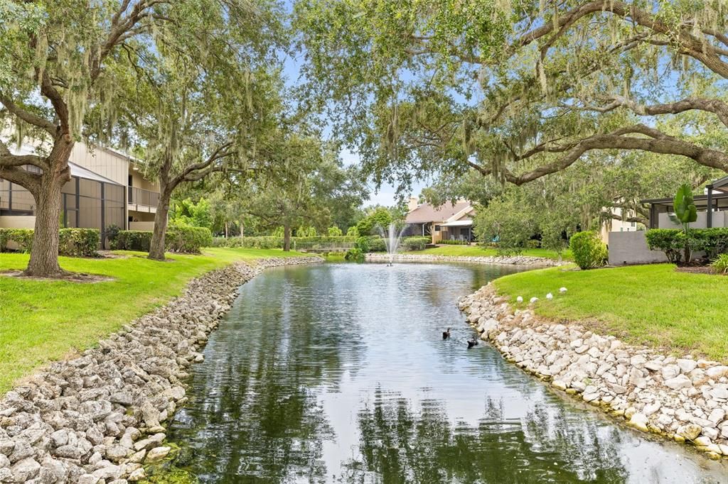 For Sale: $330,000 (2 beds, 2 baths, 1315 Square Feet)