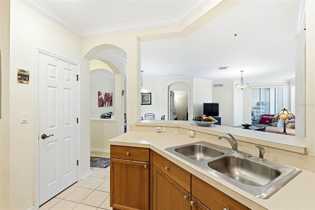 En Renta: $2,400 (3 camas, 2 baños, 1455 Pies cuadrados)