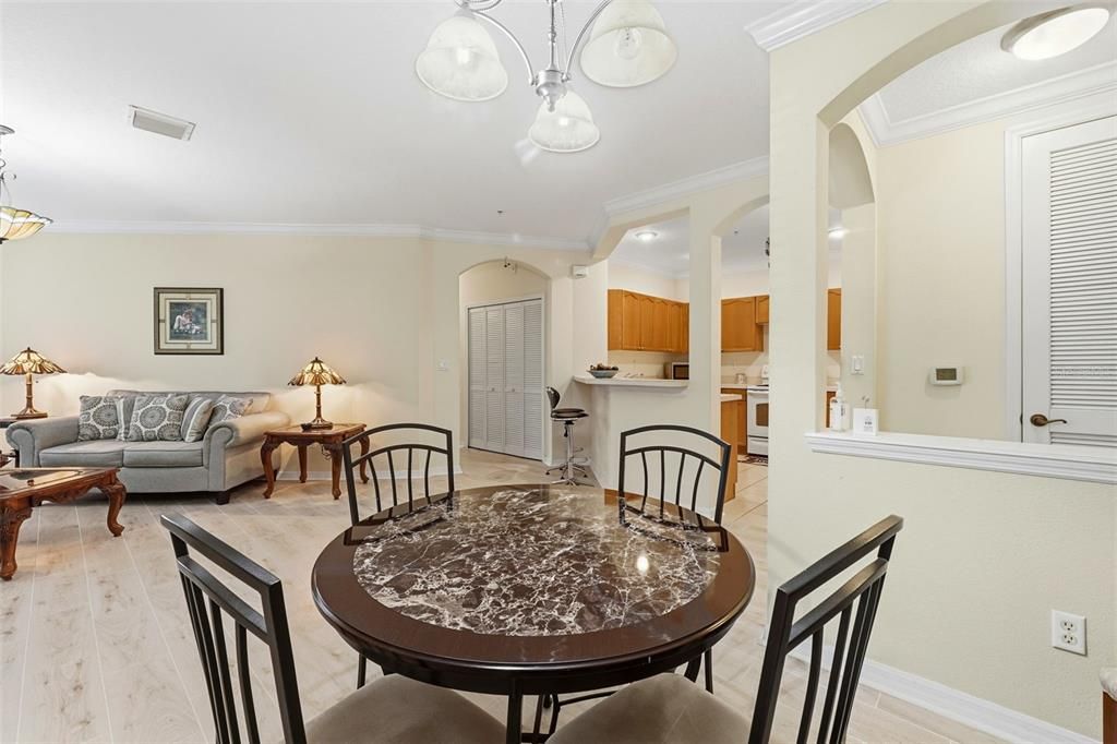 En Renta: $2,400 (3 camas, 2 baños, 1455 Pies cuadrados)