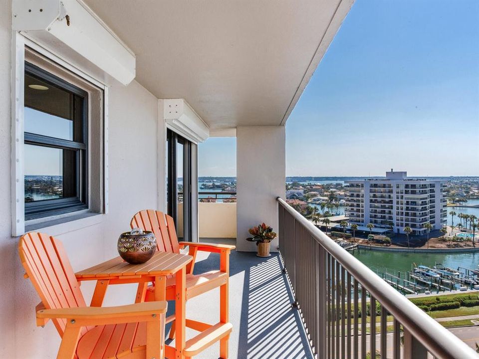 待售: $1,175,000 (2 贝兹, 2 浴室, 1840 平方英尺)