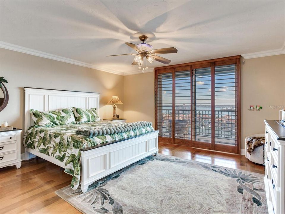 待售: $1,175,000 (2 贝兹, 2 浴室, 1840 平方英尺)