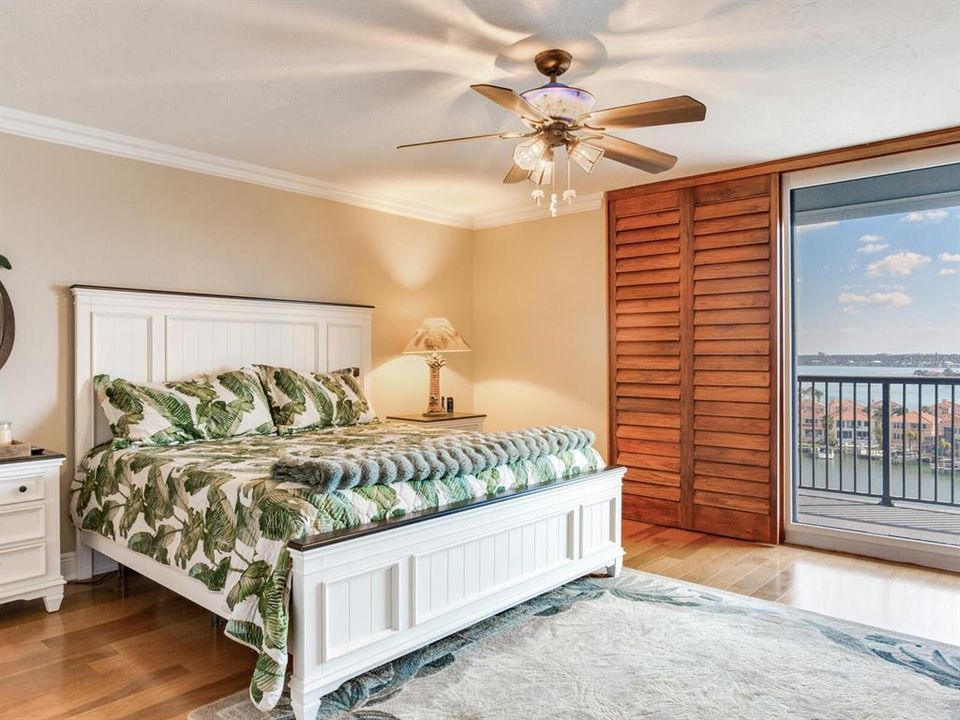 待售: $1,175,000 (2 贝兹, 2 浴室, 1840 平方英尺)