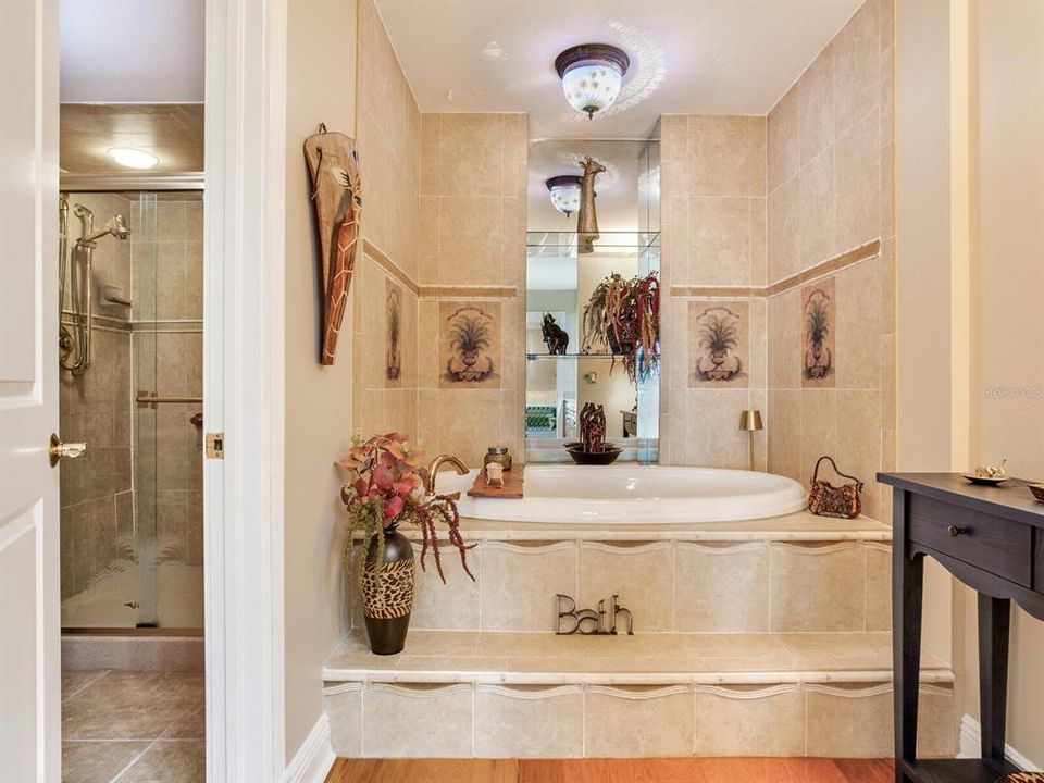 待售: $1,175,000 (2 贝兹, 2 浴室, 1840 平方英尺)