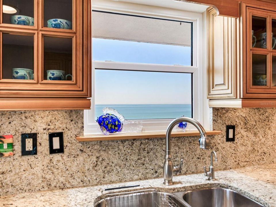 待售: $1,175,000 (2 贝兹, 2 浴室, 1840 平方英尺)