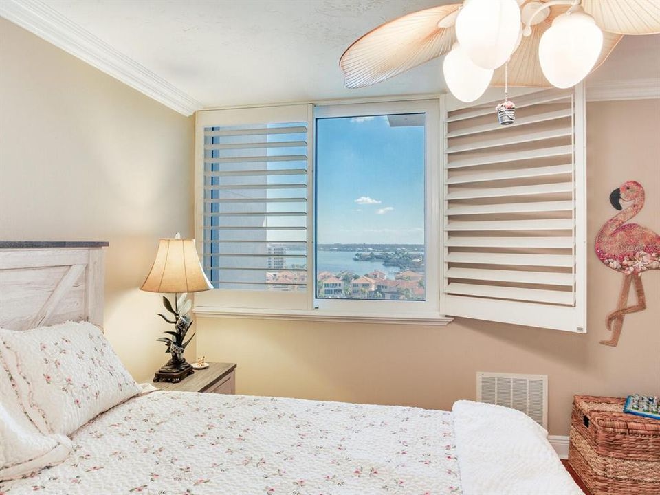 待售: $1,175,000 (2 贝兹, 2 浴室, 1840 平方英尺)