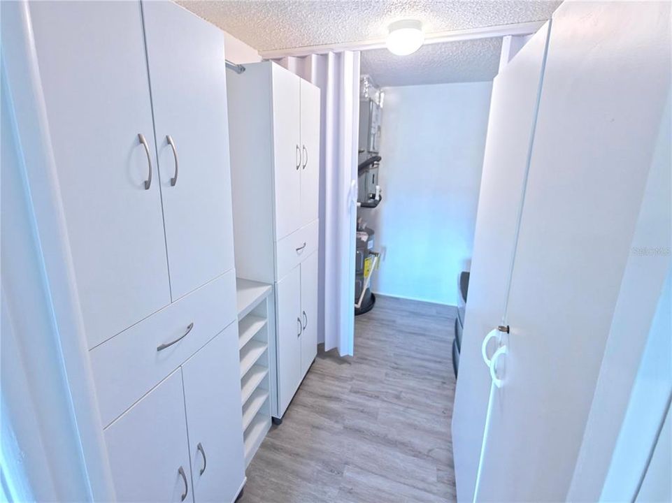 待售: $179,000 (2 贝兹, 2 浴室, 882 平方英尺)