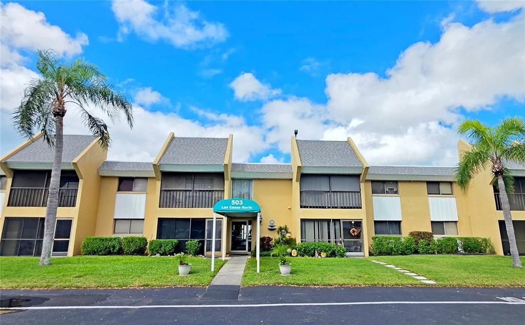 待售: $179,000 (2 贝兹, 2 浴室, 882 平方英尺)