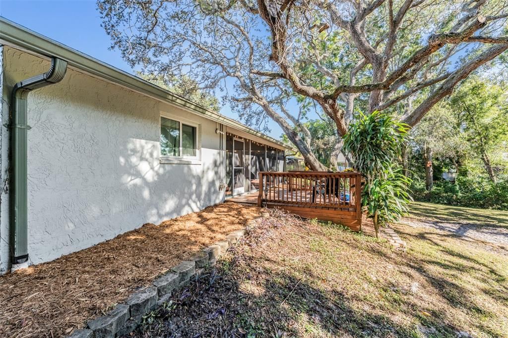 合同活跃: $463,999 (3 贝兹, 2 浴室, 1625 平方英尺)