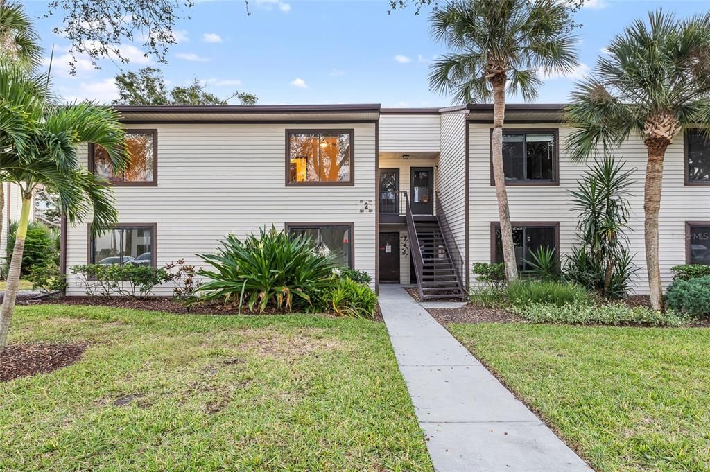 待售: $249,000 (3 贝兹, 2 浴室, 1210 平方英尺)