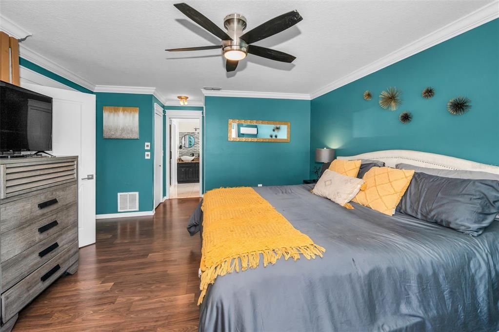 For Sale: $895,000 (4 beds, 3 baths, 3228 Square Feet)