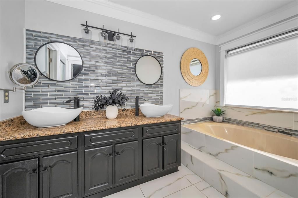 For Sale: $895,000 (4 beds, 3 baths, 3228 Square Feet)