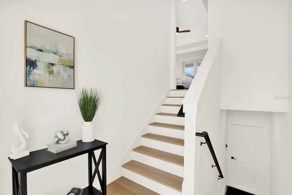 For Sale: $690,000 (3 beds, 2 baths, 1841 Square Feet)