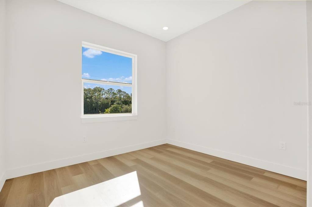 For Sale: $690,000 (3 beds, 2 baths, 1841 Square Feet)