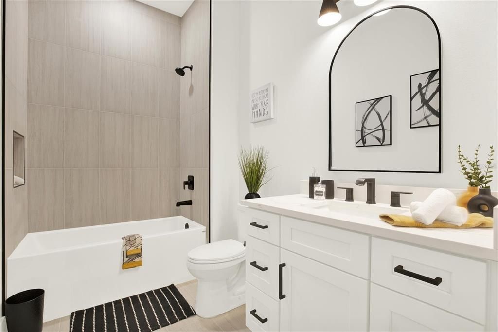 For Sale: $690,000 (3 beds, 2 baths, 1841 Square Feet)