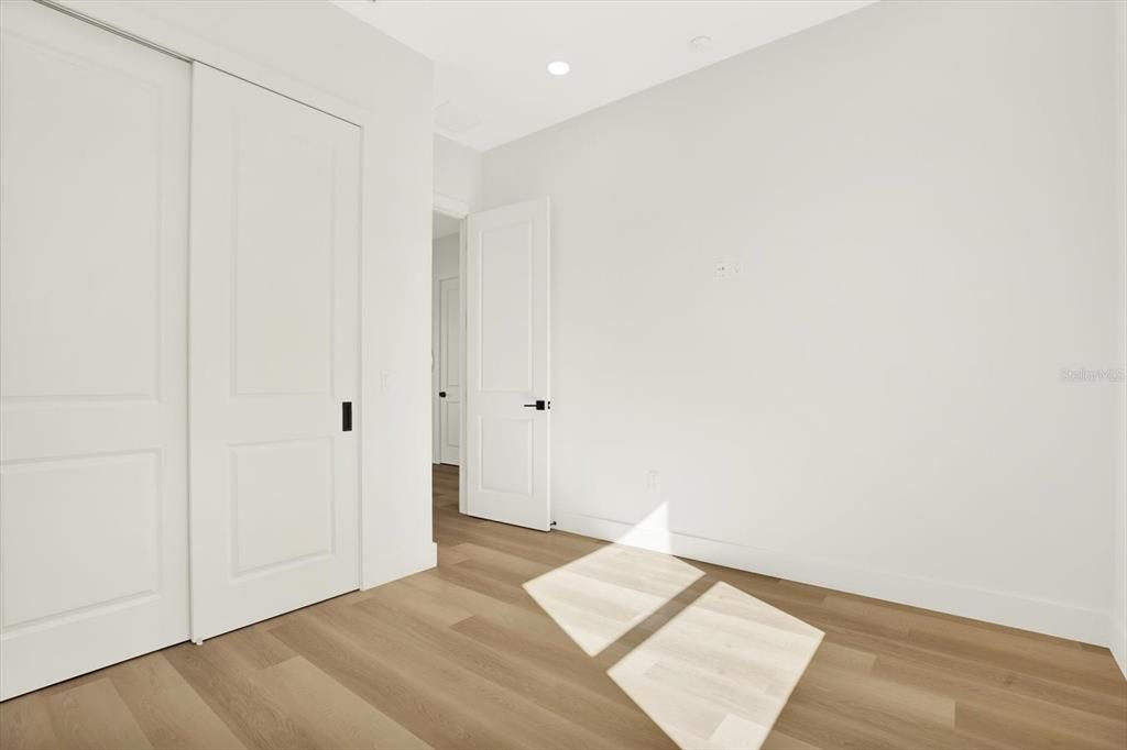 For Sale: $690,000 (3 beds, 2 baths, 1841 Square Feet)