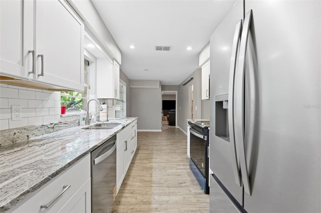 待售: $765,000 (3 贝兹, 2 浴室, 1934 平方英尺)