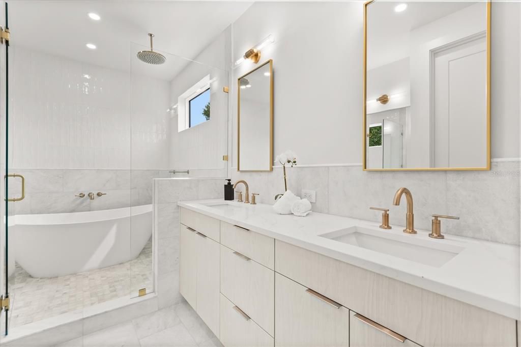 待售: $1,050,000 (3 贝兹, 3 浴室, 2950 平方英尺)