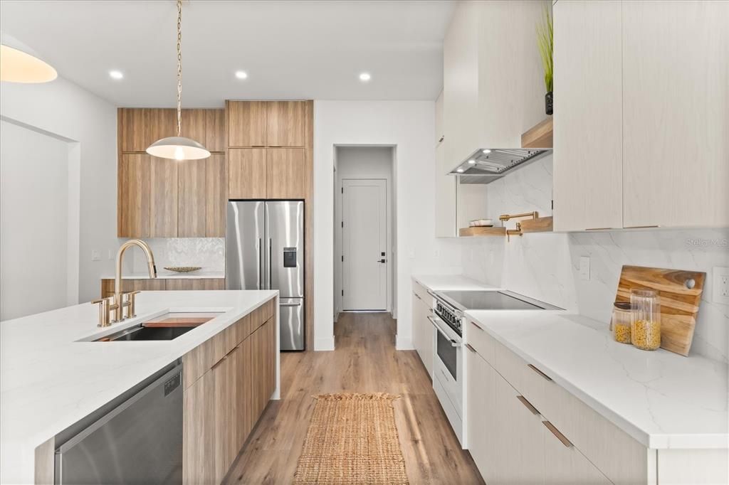 待售: $1,050,000 (3 贝兹, 3 浴室, 2950 平方英尺)