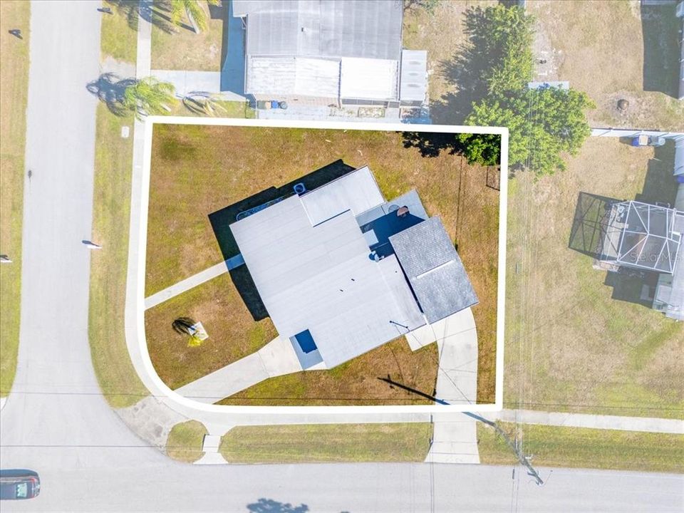 合同活跃: $189,900 (2 贝兹, 2 浴室, 1122 平方英尺)